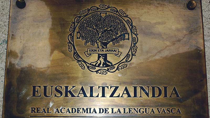 Hitzaldia: "Euskaltzaindia XXI. mendean"